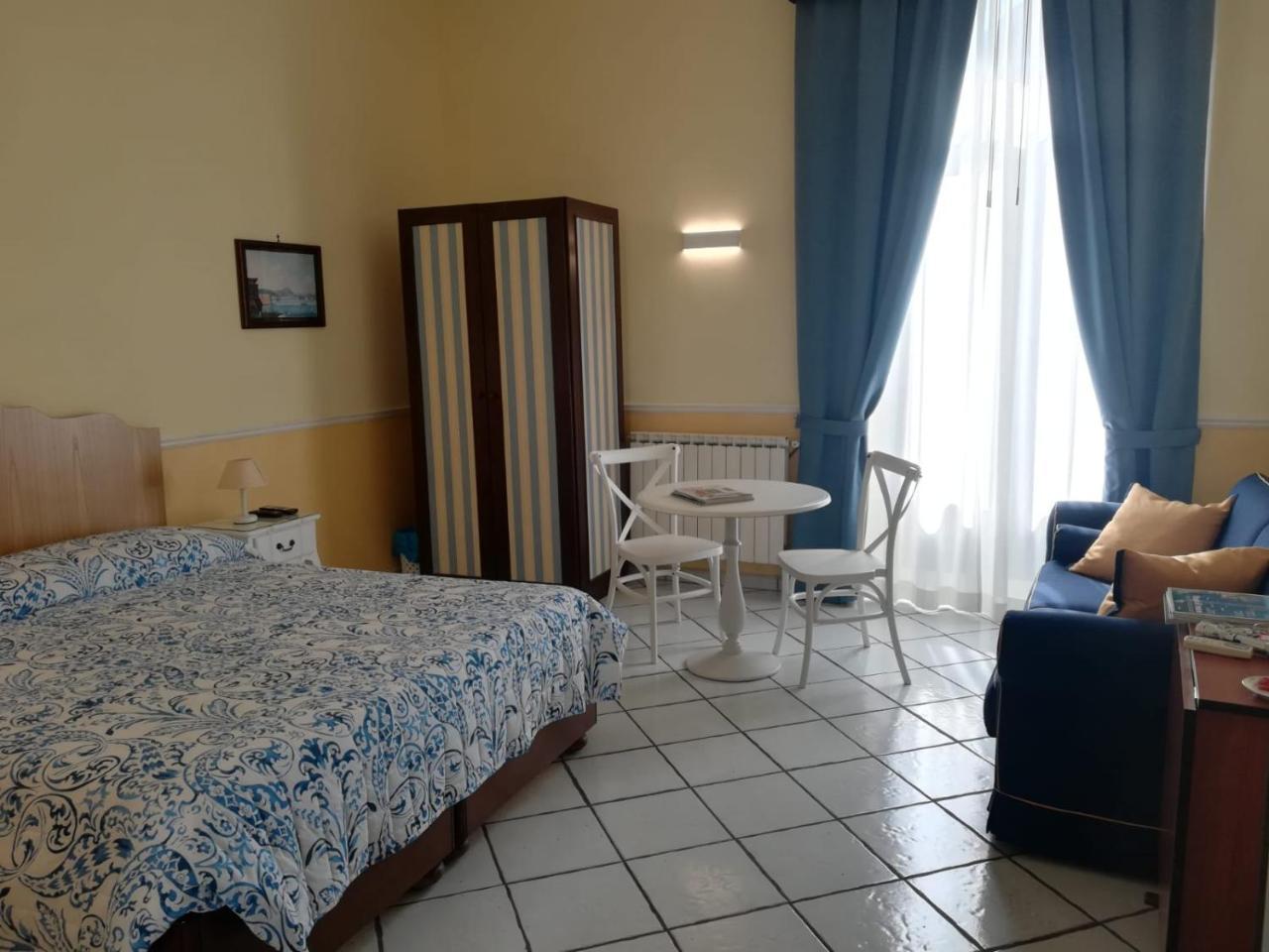 Santa Lucia 50 Hotel Nápoly Kültér fotó