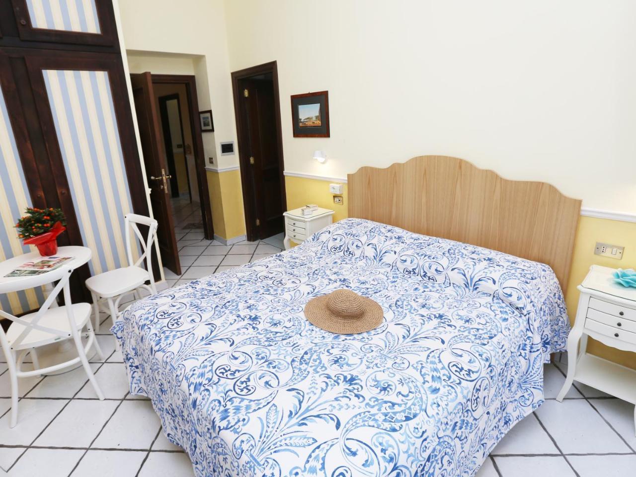 Santa Lucia 50 Hotel Nápoly Kültér fotó